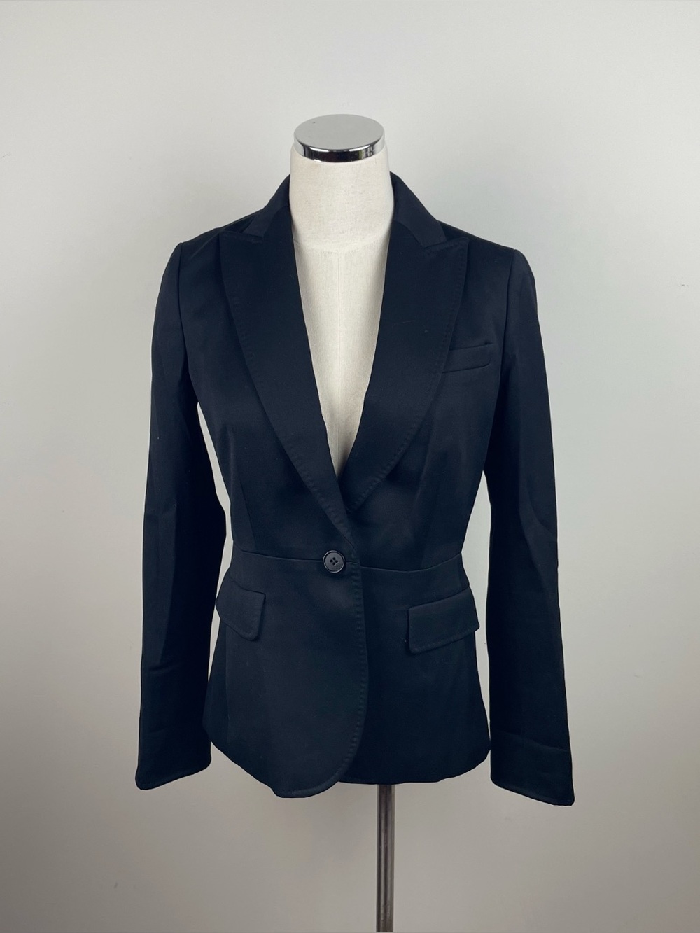 Talbots Solid Black Button Front Wool Blend Blazer Jacket Women Size 2